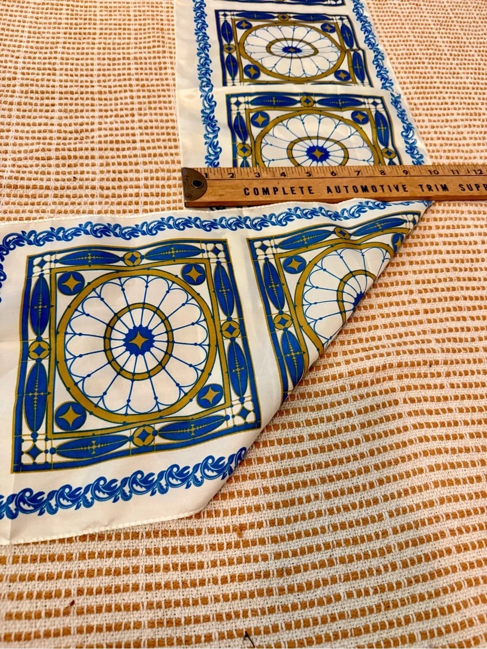 Vintage 80's rectangle scarf